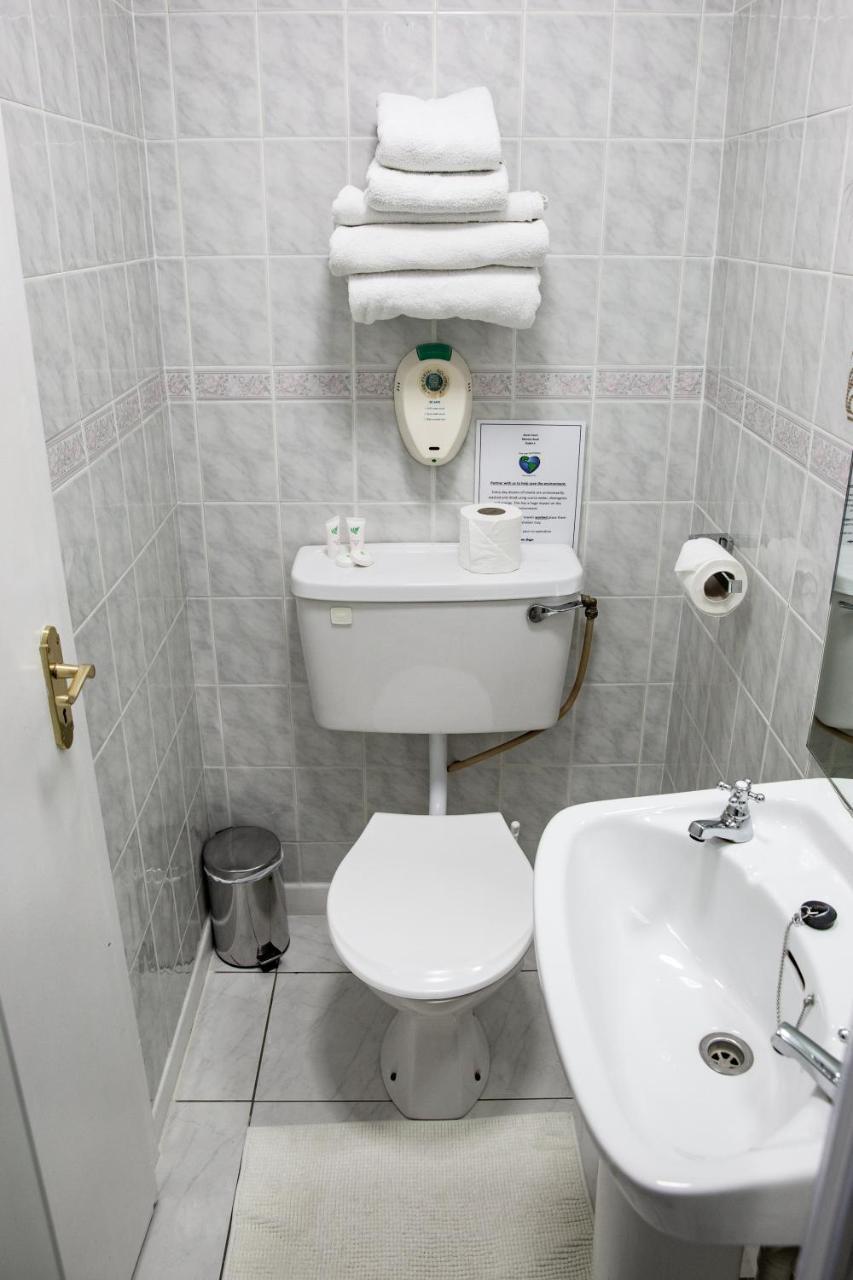 Aaron Court B&B Dublin Exteriör bild