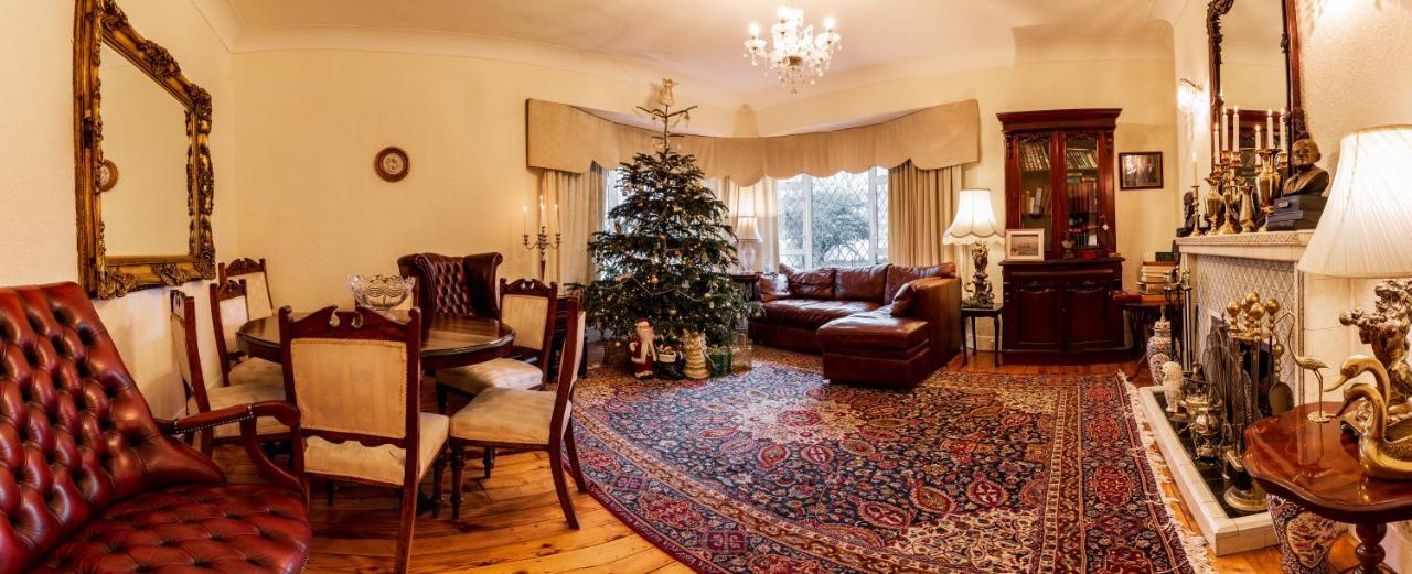 Aaron Court B&B Dublin Exteriör bild